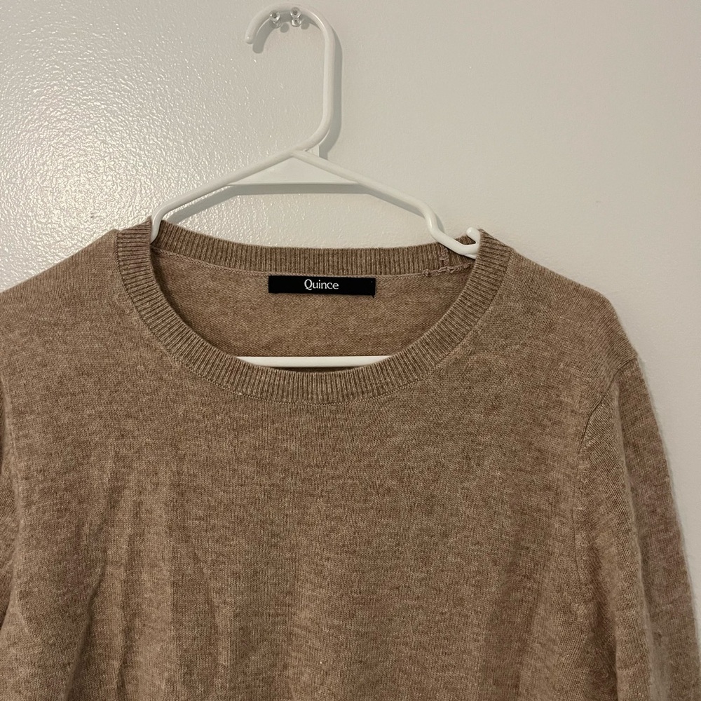 Quince Women’s Mongolian Cashmere Crewneck Sweater